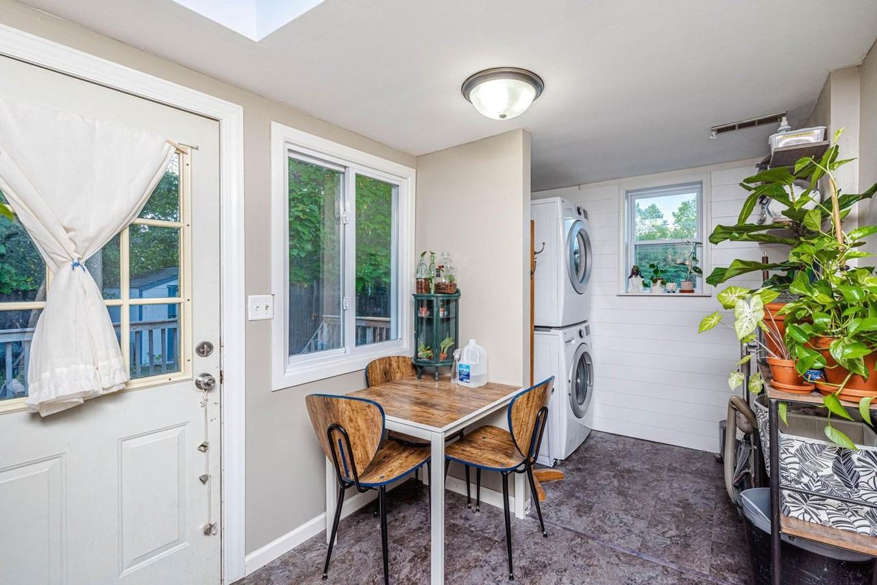 807 North Ann Street - Photo 7 of 17