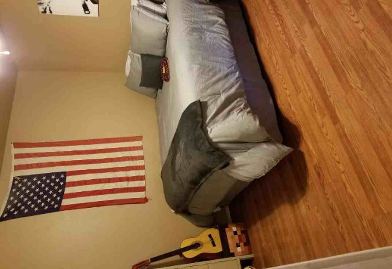 608 Oliver Lane - Photo 4 of 12