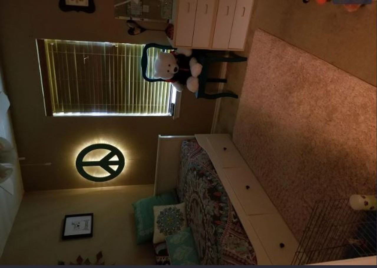 608 Oliver Lane - Photo 5 of 12