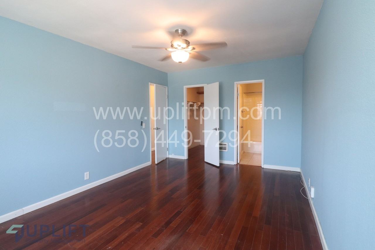 4412 Arizona St #7 - Photo 7 of 11