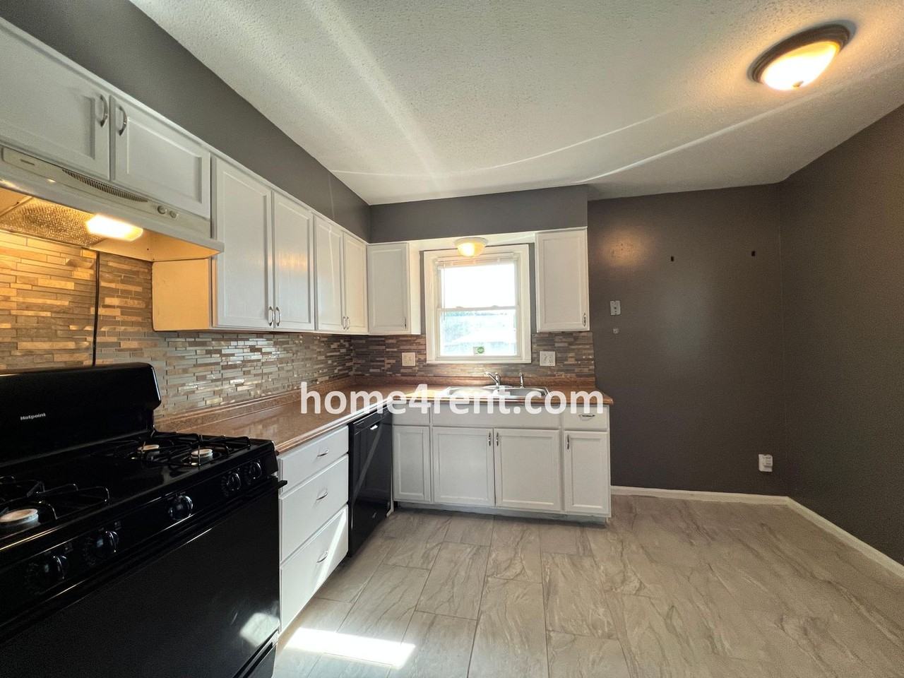 5 Ne Eastridge Ct - Photo 7 of 21