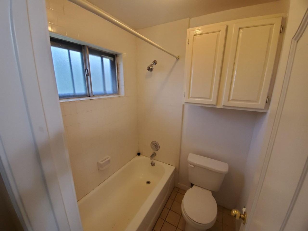 2501 Cedar Lane - Photo 5 of 10