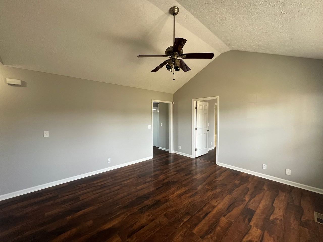 124 Eagle Creek Road - Photo 3 of 25