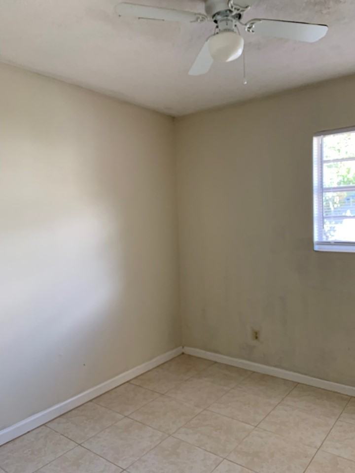 3502 Lindell Ave - Photo 2 of 13