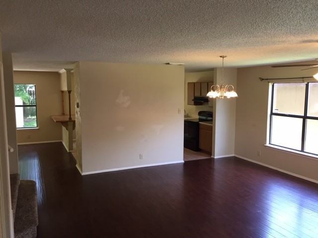 9923 Misty Plain Dr - Photo 4 of 34