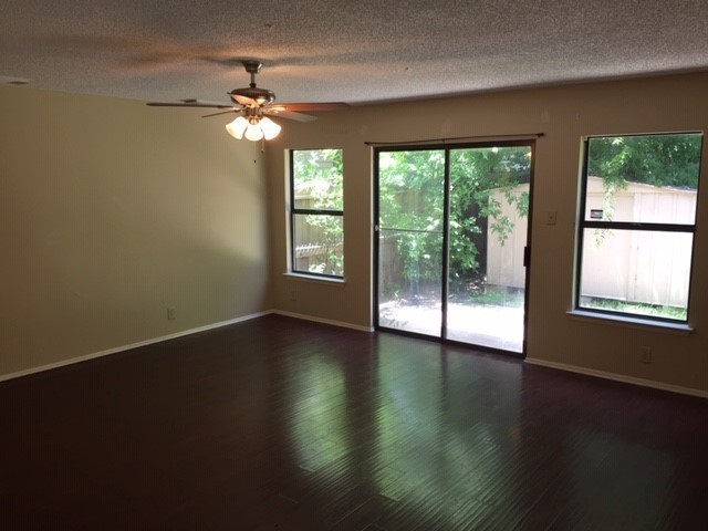 9923 Misty Plain Dr - Photo 7 of 34