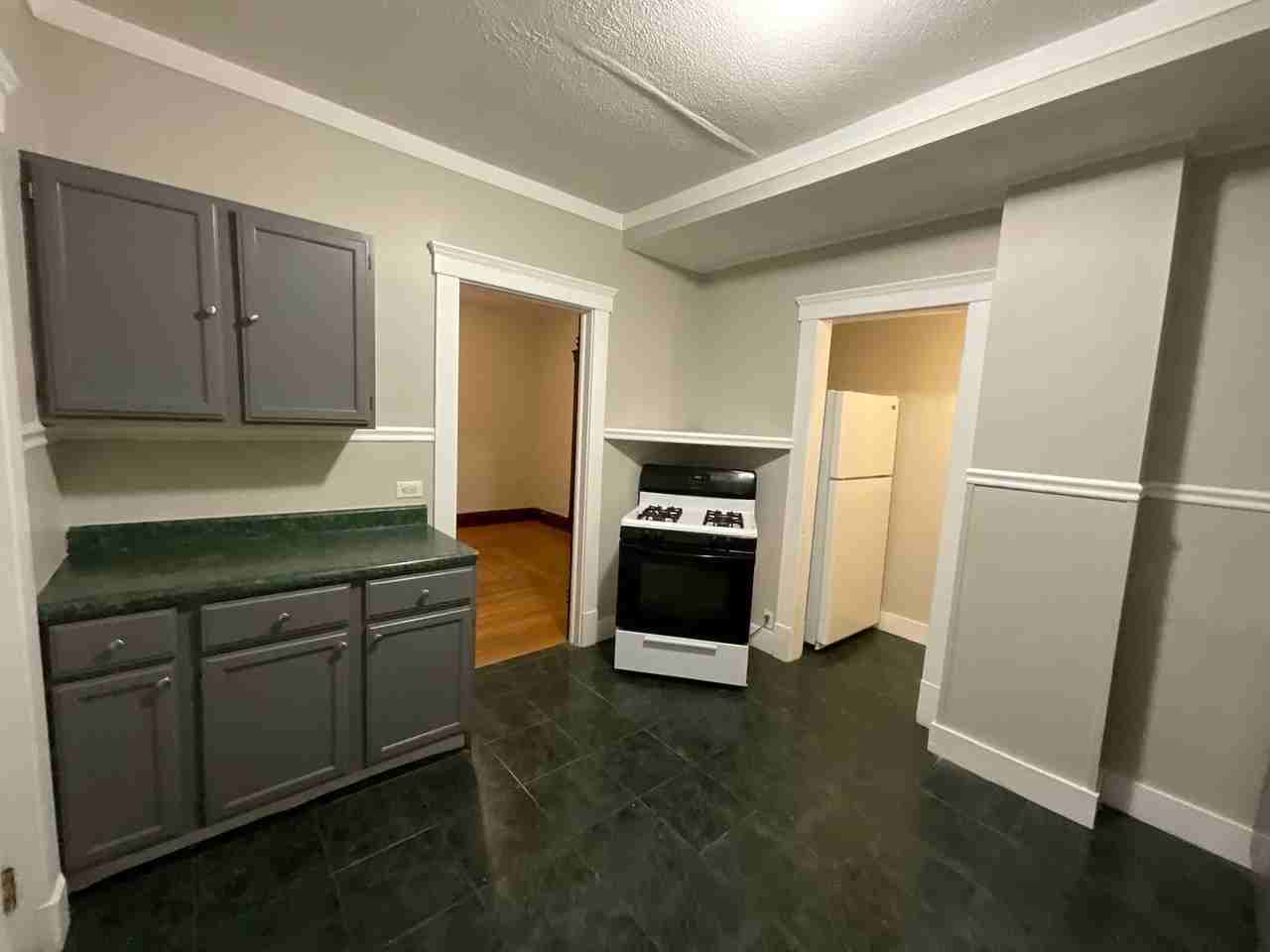 326 West 11th Street - Photo 2 of 20