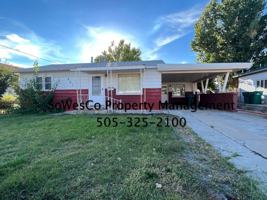 featured image of 901 N Buena Vista Ave