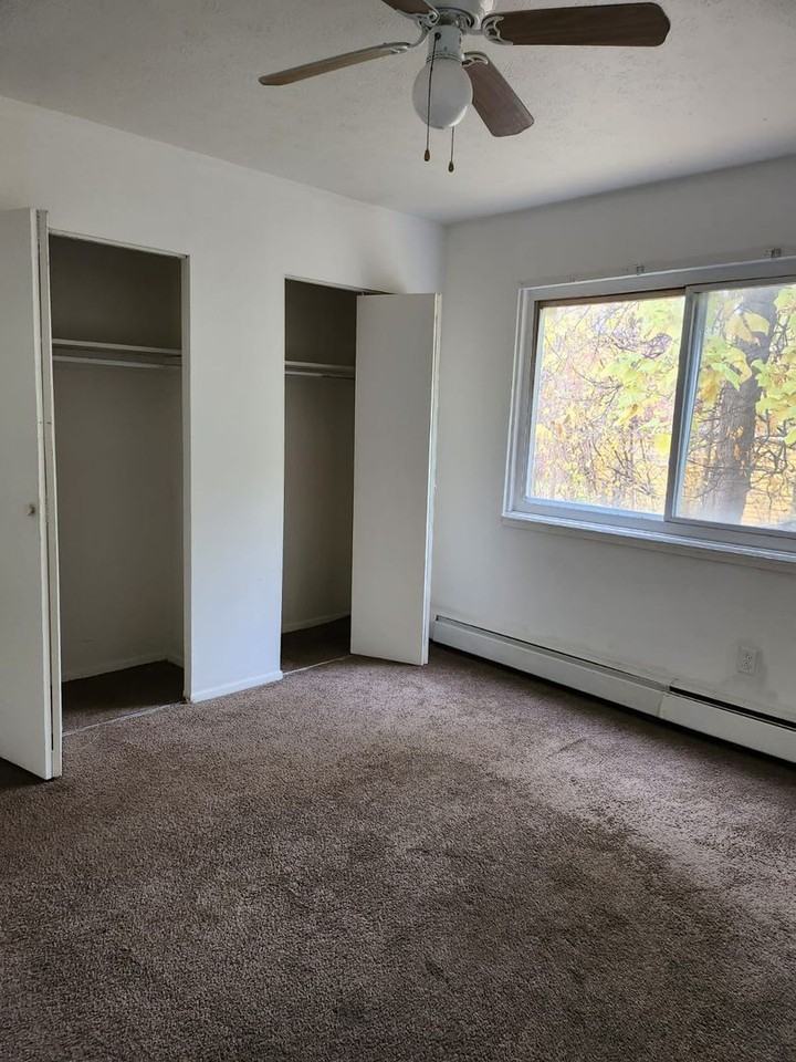 Affordable Apartment Living in Prime Cleveland Location! - Photo 7 of 26
