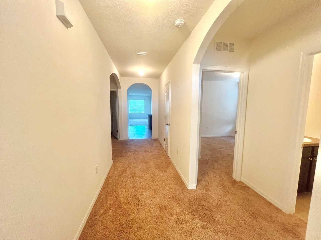 14602 Potterton Cir - Photo 4 of 28