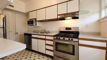 featured image of 7507 Oxford Drive