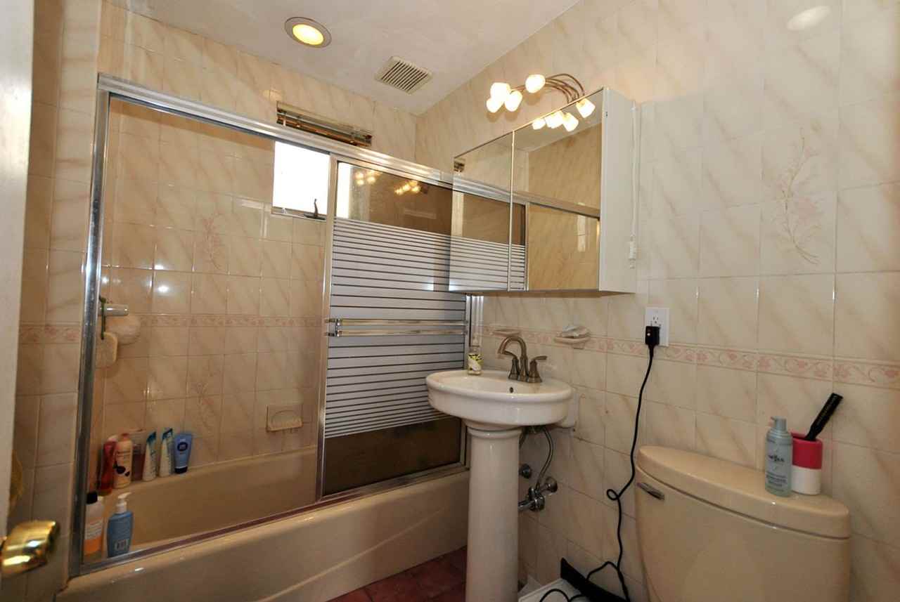 212 Saint Paul Street - Photo 4 of 8