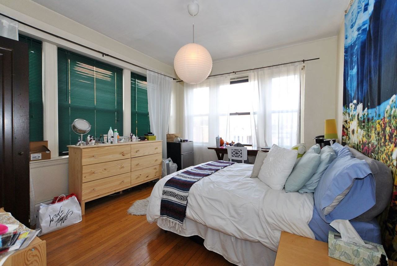 212 Saint Paul Street - Photo 5 of 8