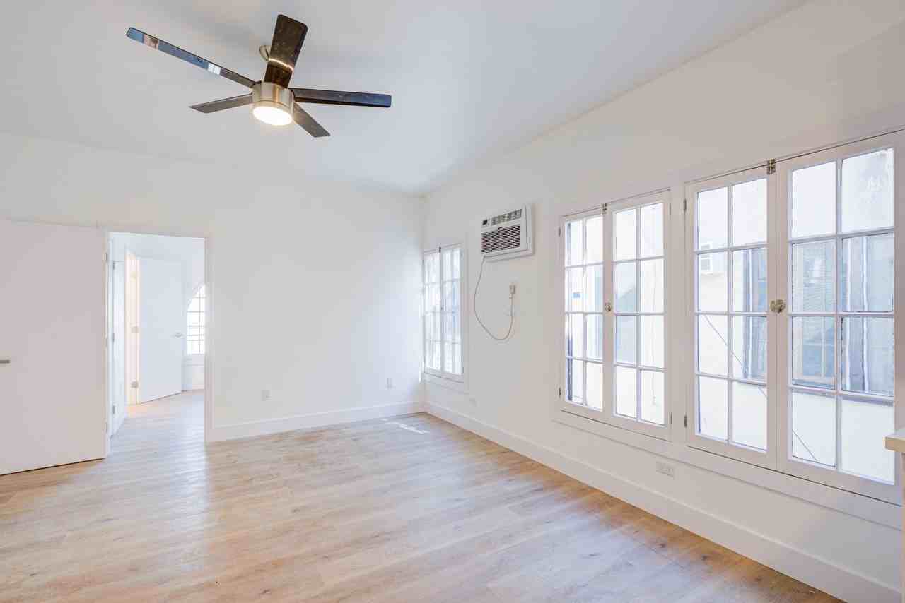 Lexington Residences - Photo 3 of 24