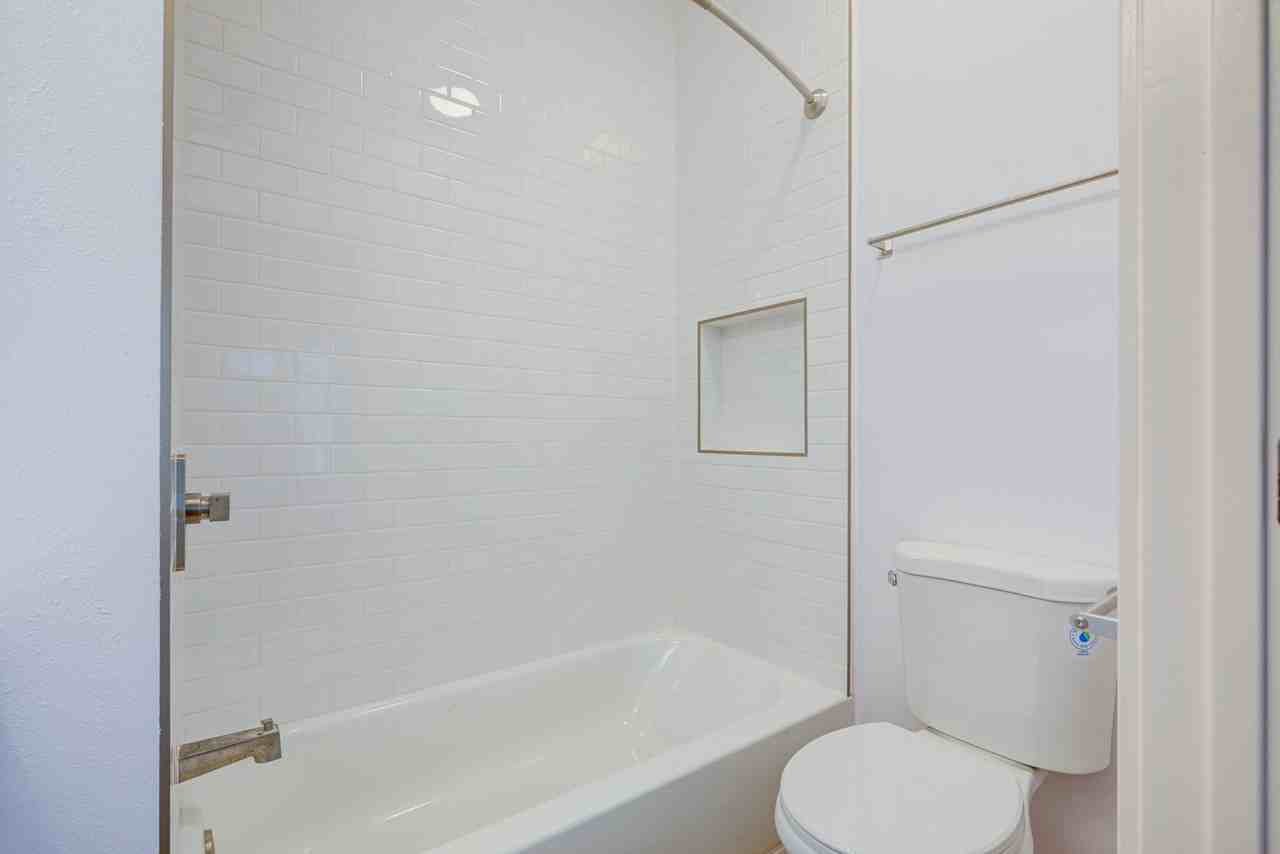 Lexington Residences - Photo 7 of 24