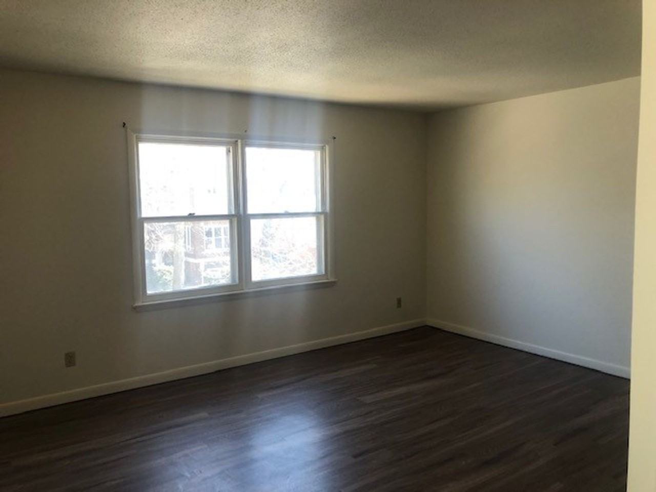 405 N State St - Photo 5 of 13