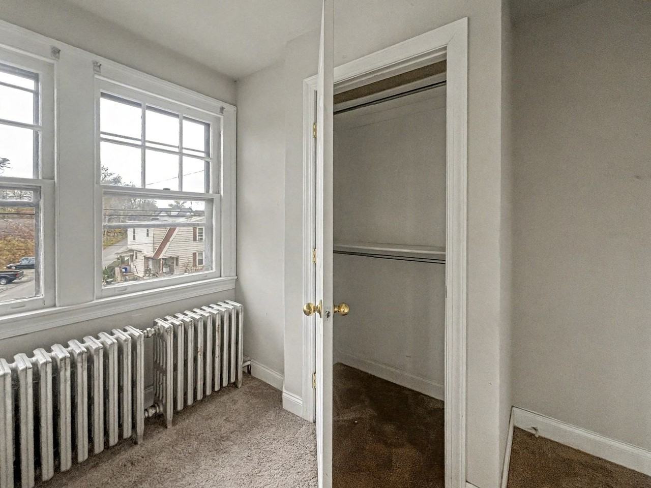 201 N Aberdeen Ave - Photo 7 of 14