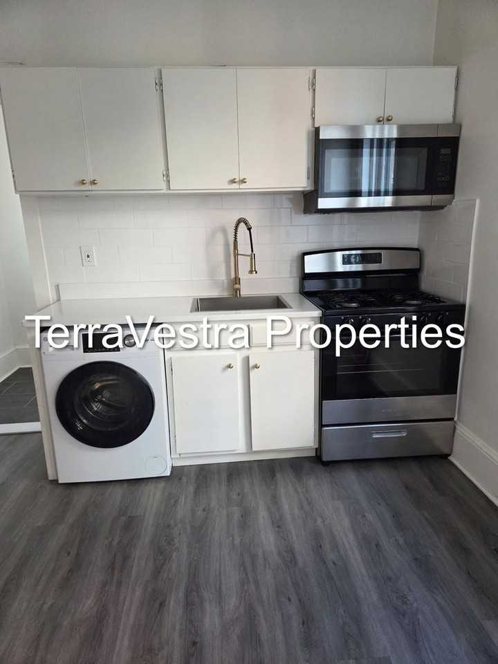 28 W Madison Ave - Photo 7 of 9