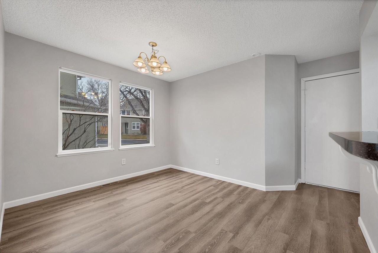 8005 W 90th Dr - Photo 6 of 17