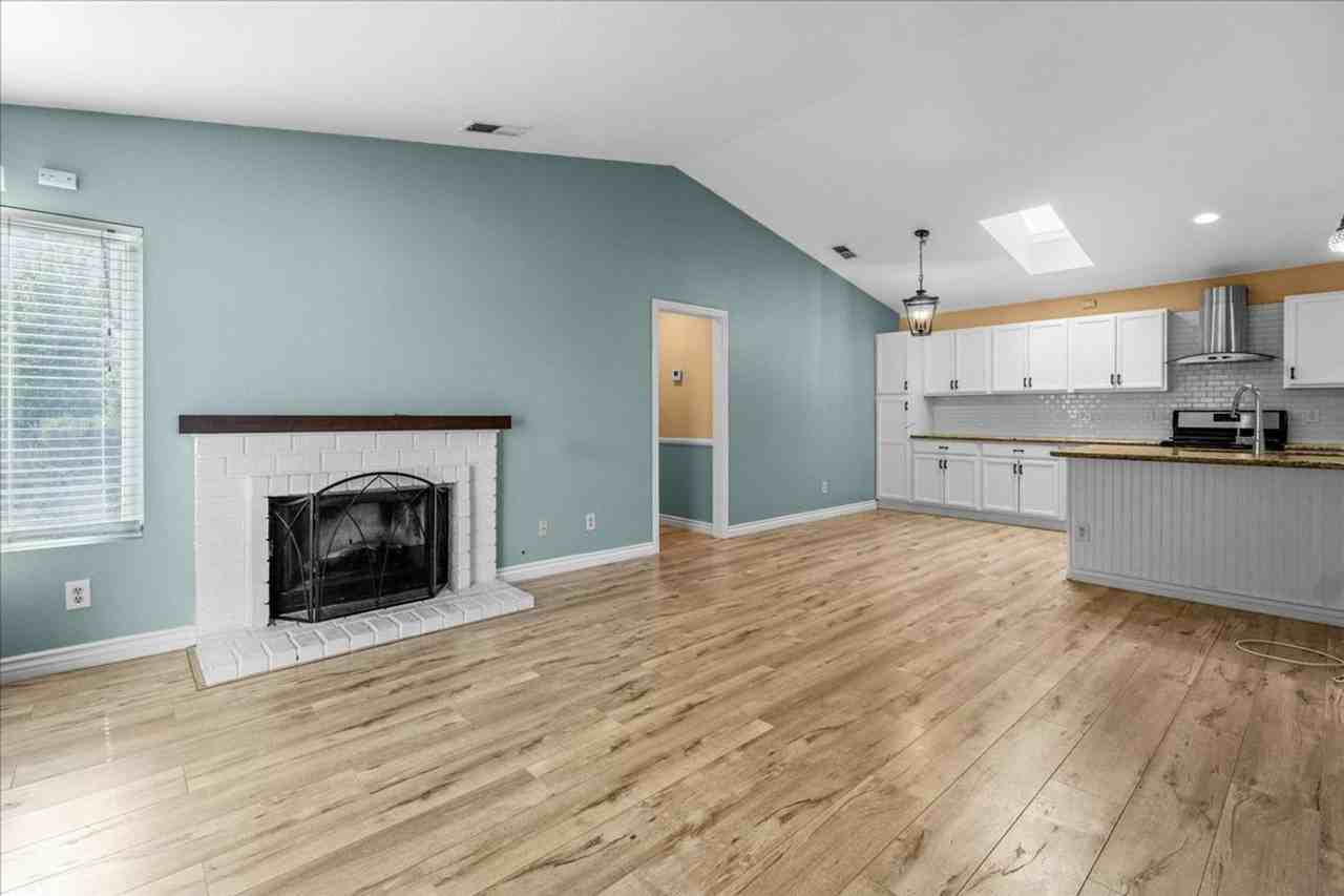 3656 Caribou Creek Court - Photo 2 of 15