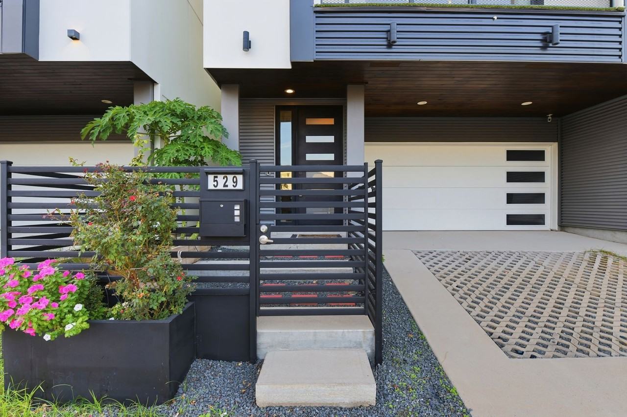 529 Memorial Heights Dr - Photo 5 of 43