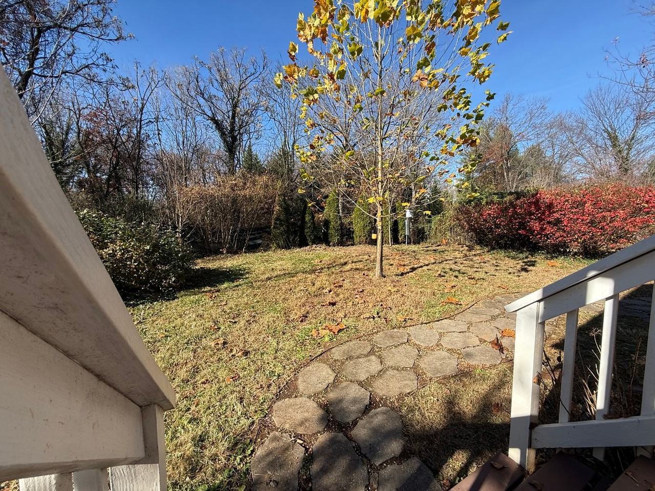 504 9th Street Southwest - Photo 4 of 28