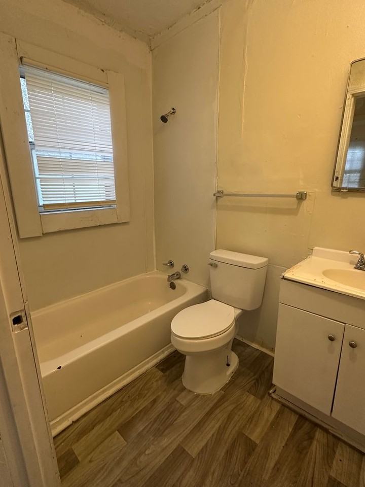 106 Nora Street - Photo 3 of 6