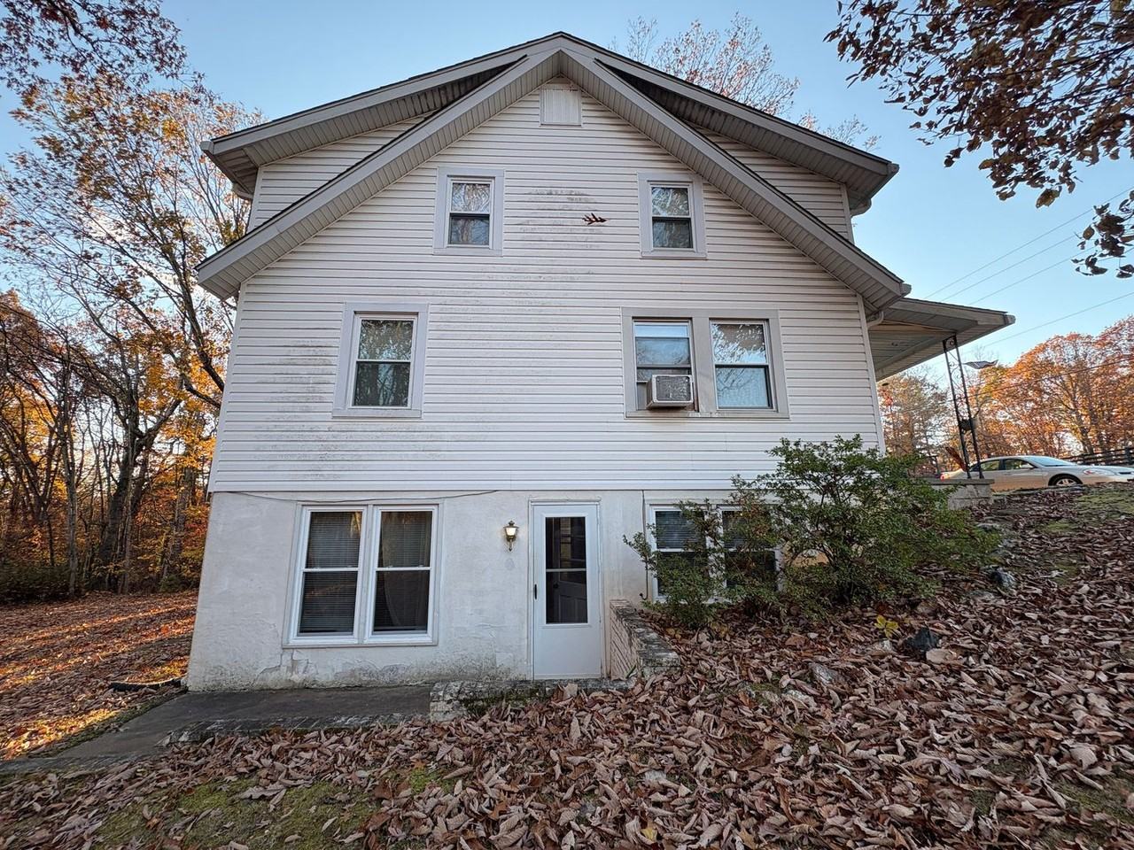 5758 Colonial Highway - Photo 2 of 13