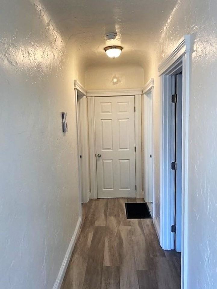 4913 Front St - Photo 6 of 12