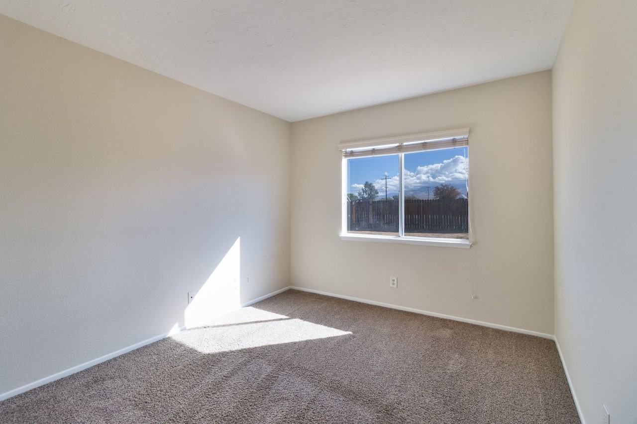 11515 Chimayo Road - Photo 7 of 10