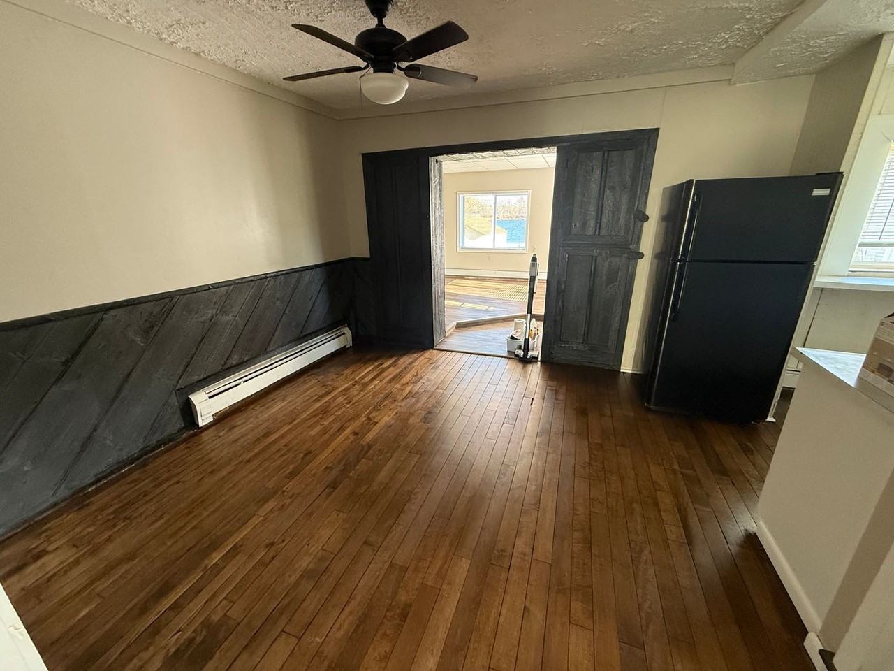 263 S Cass St - Photo 2 of 10