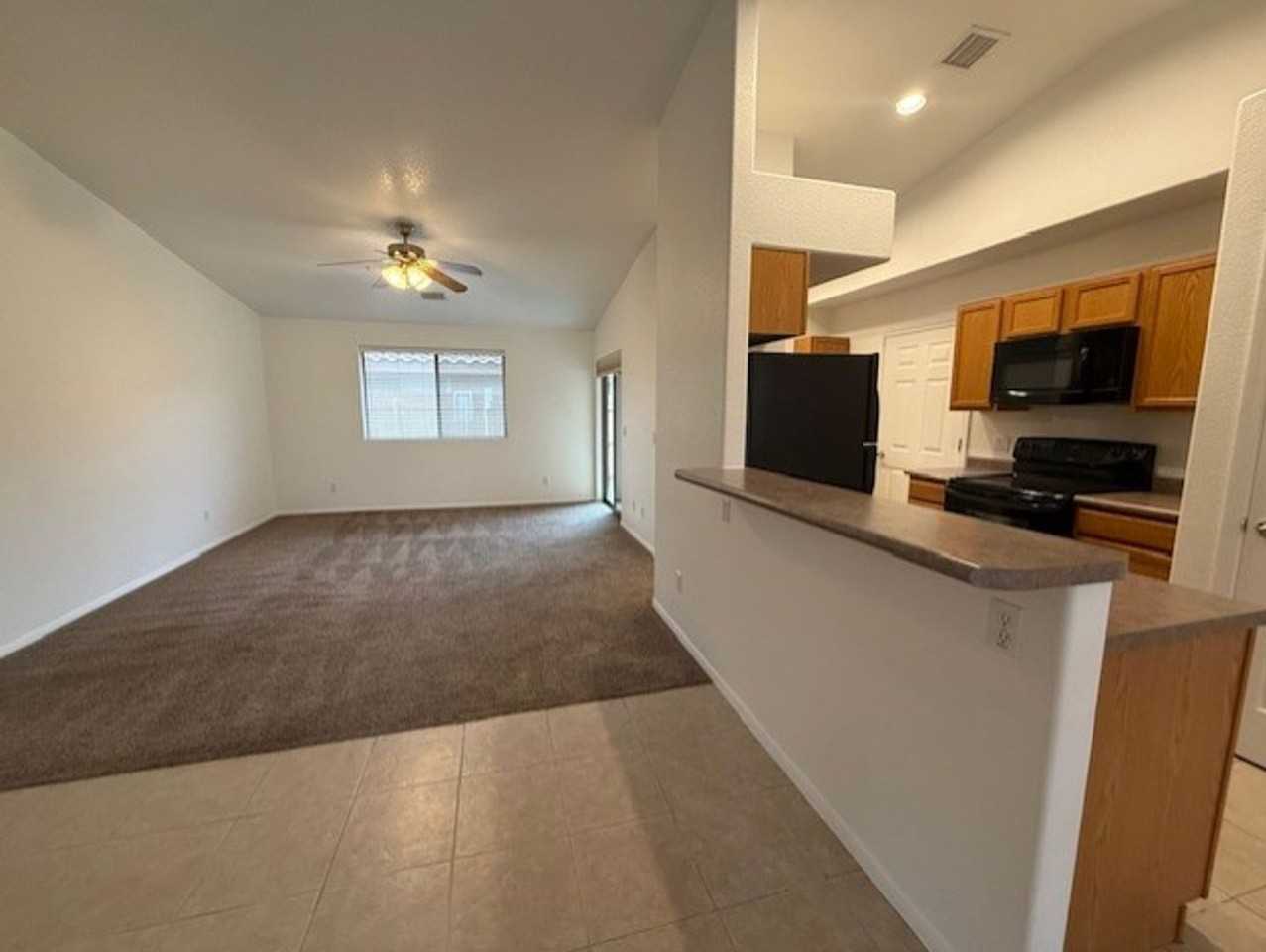 754 S Rainbow Trl - Photo 3 of 19