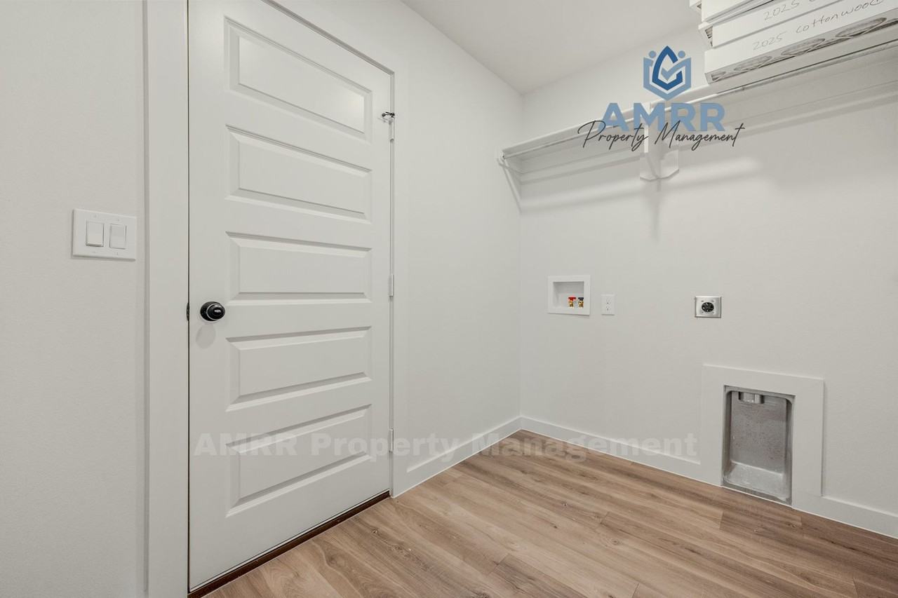 2025 Cottonwood Avenue - Photo 5 of 20