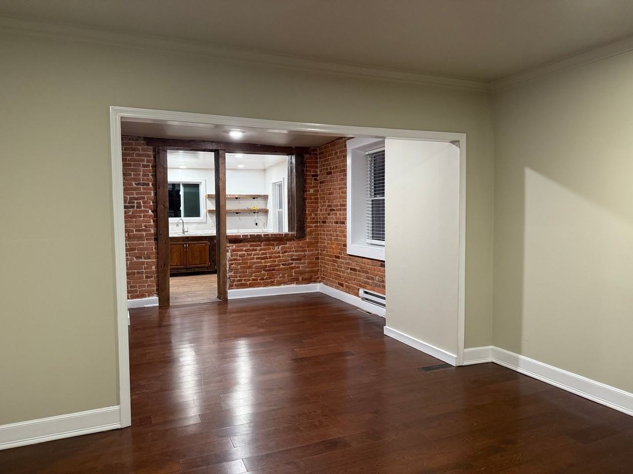 42 North Market Street - Photo 3 of 21