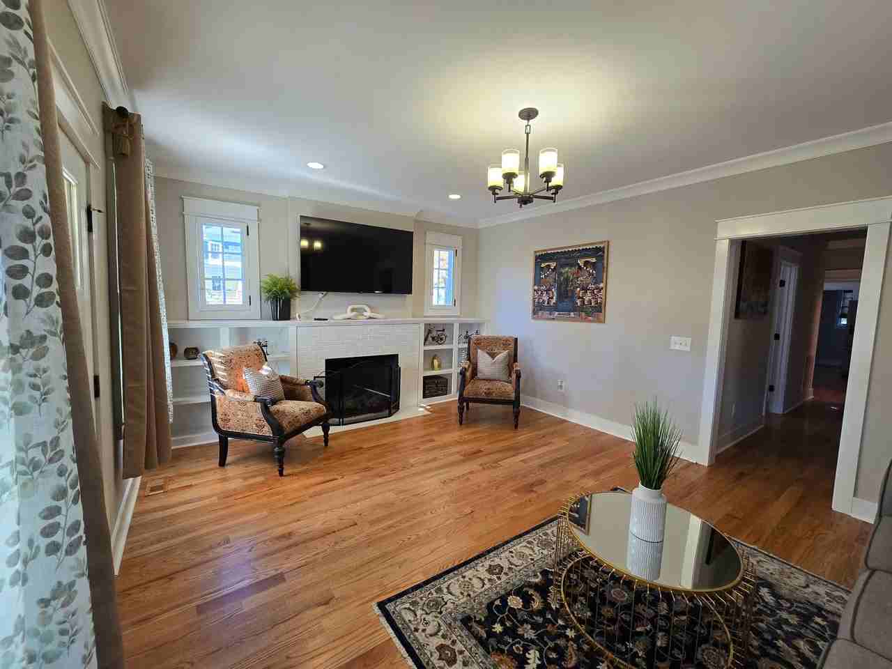 216 North Gulf Street - Photo 3 of 25