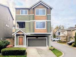 featured image of 1242 93rd Dr NE