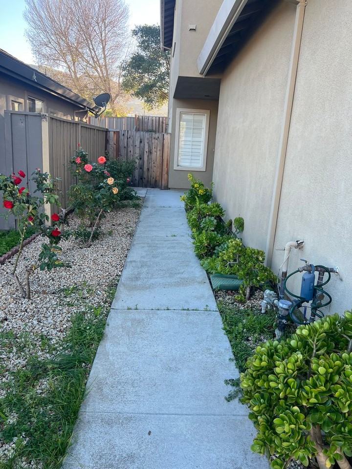 18114 Stonehaven Drive - Photo 3 of 23