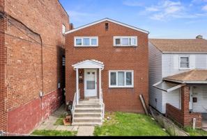 featured image of 803 7th Street