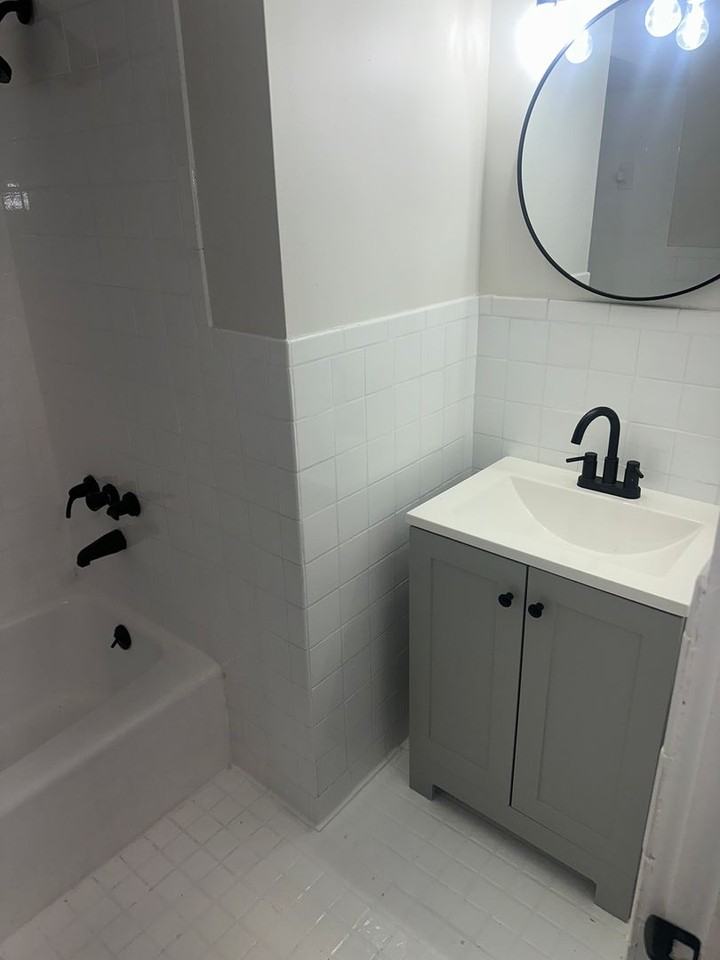 803 7th Street - Photo 7 of 13