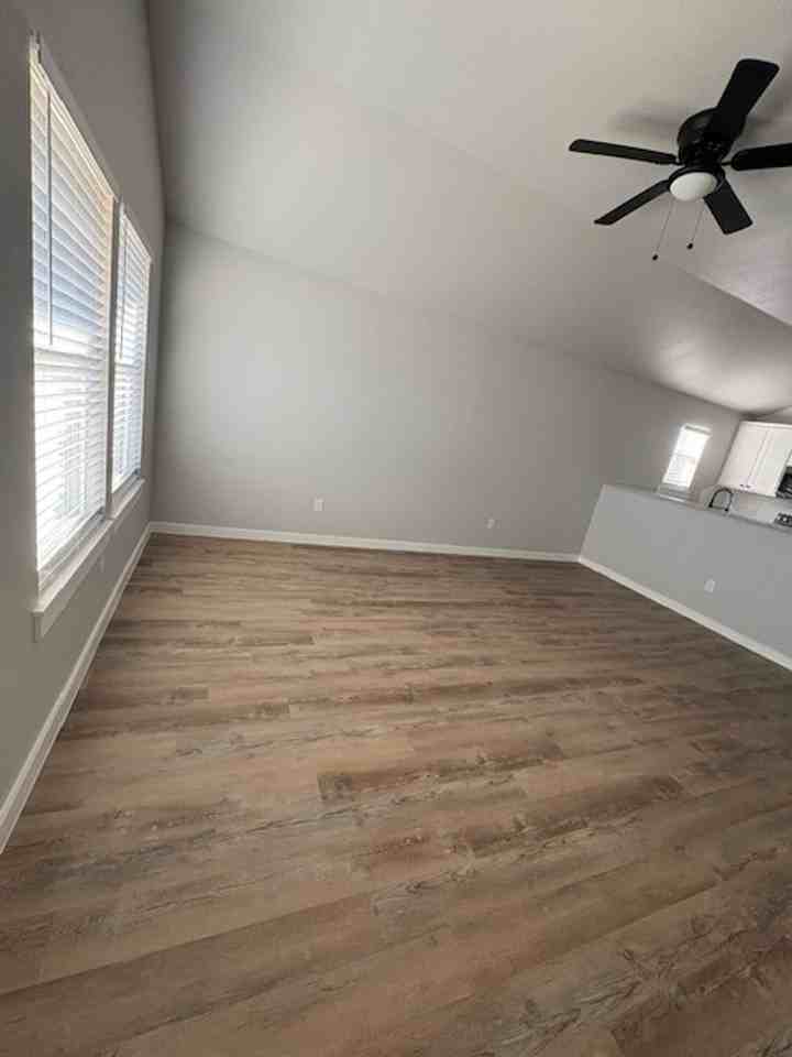 416 Goa Wy - Photo 2 of 16