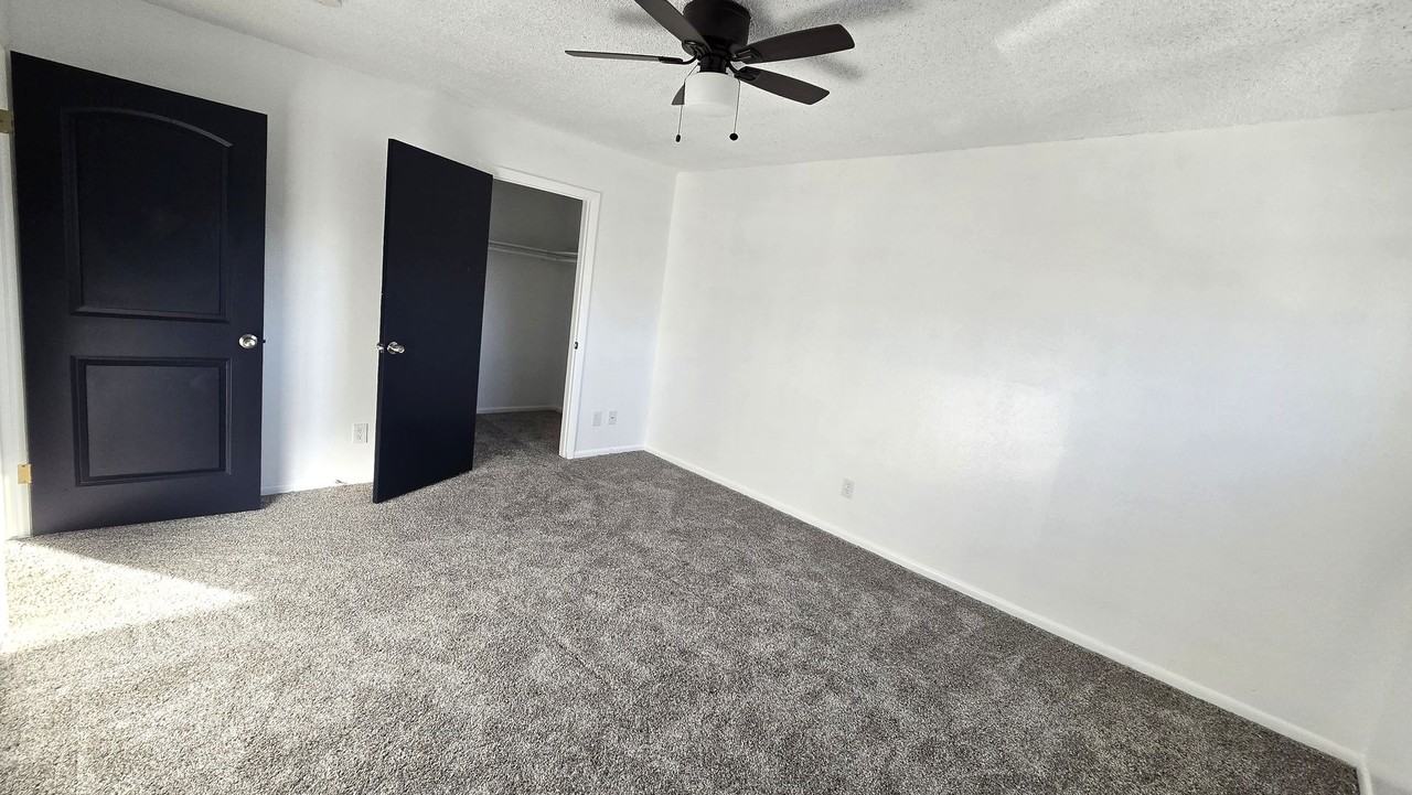 1005 Santee Dr - Photo 6 of 12