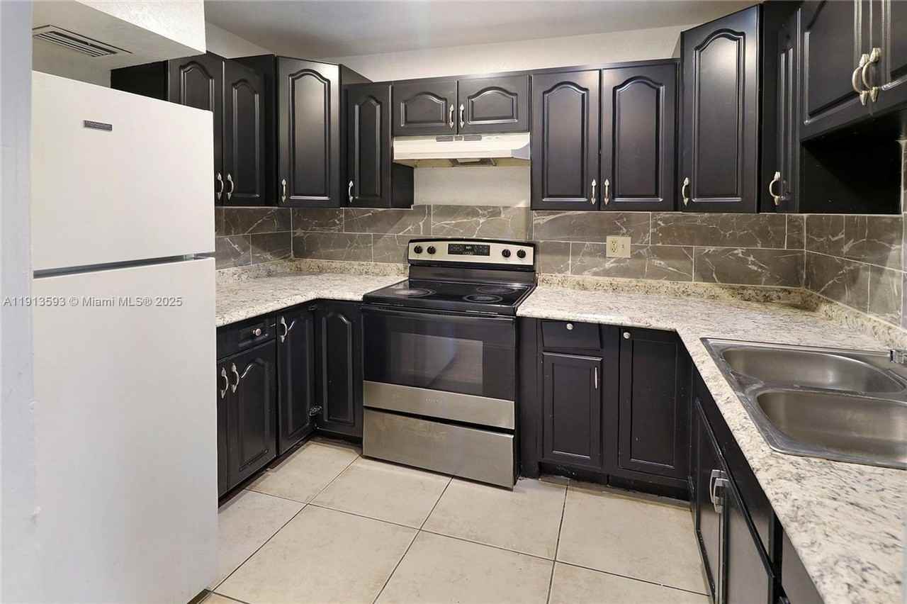 5975 Northwest 25th Court