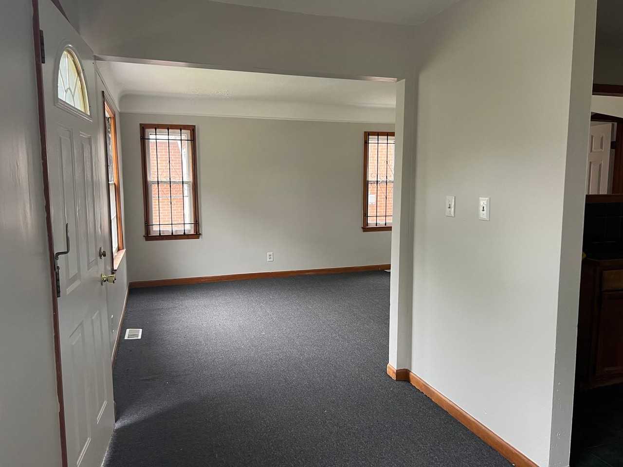 15827 Rossini Dr - Photo 5 of 11