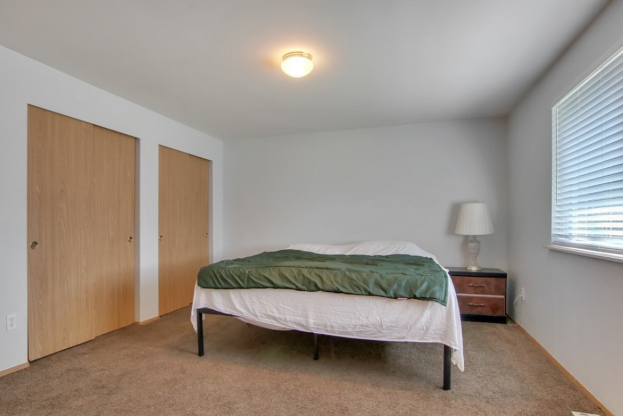 24004 72nd Ave E - Photo 7 of 18