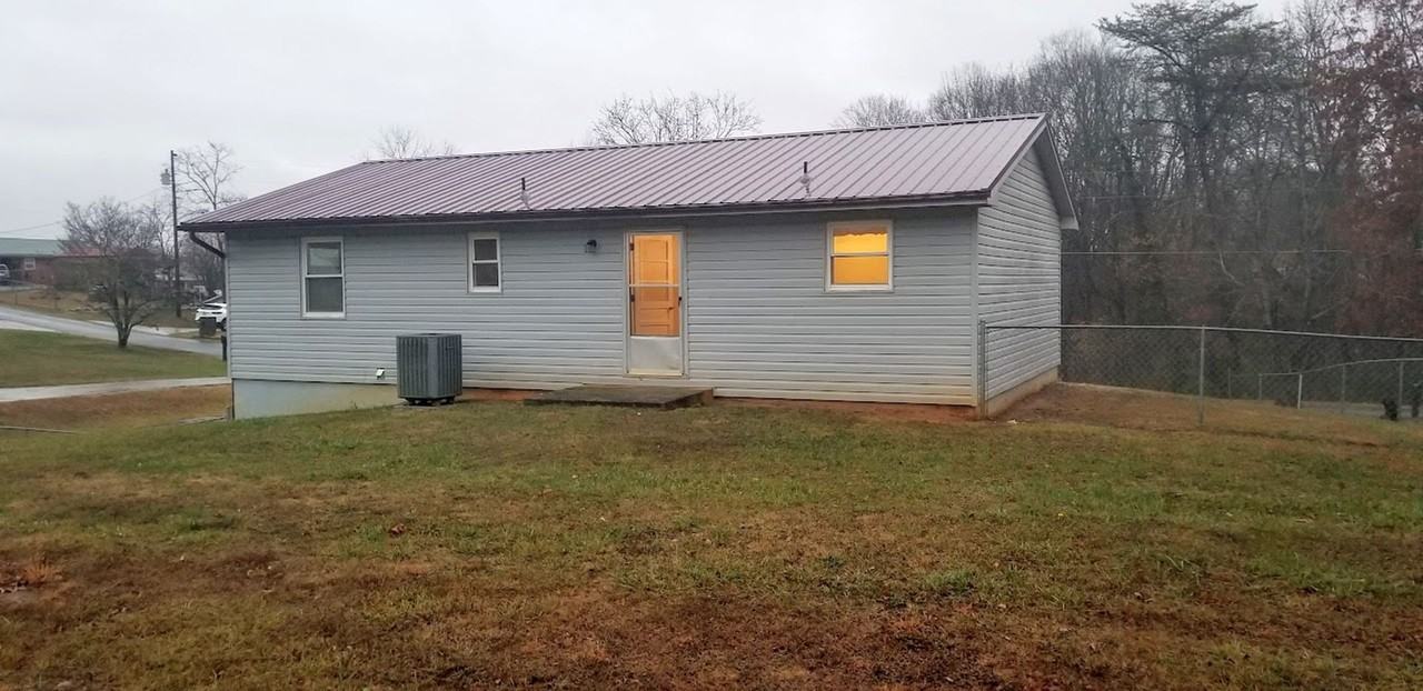 60 Lorraine Street - Photo 3 of 20