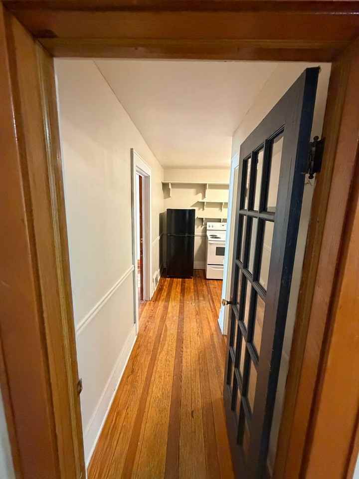 1722 Coleman Ave - Photo 4 of 43