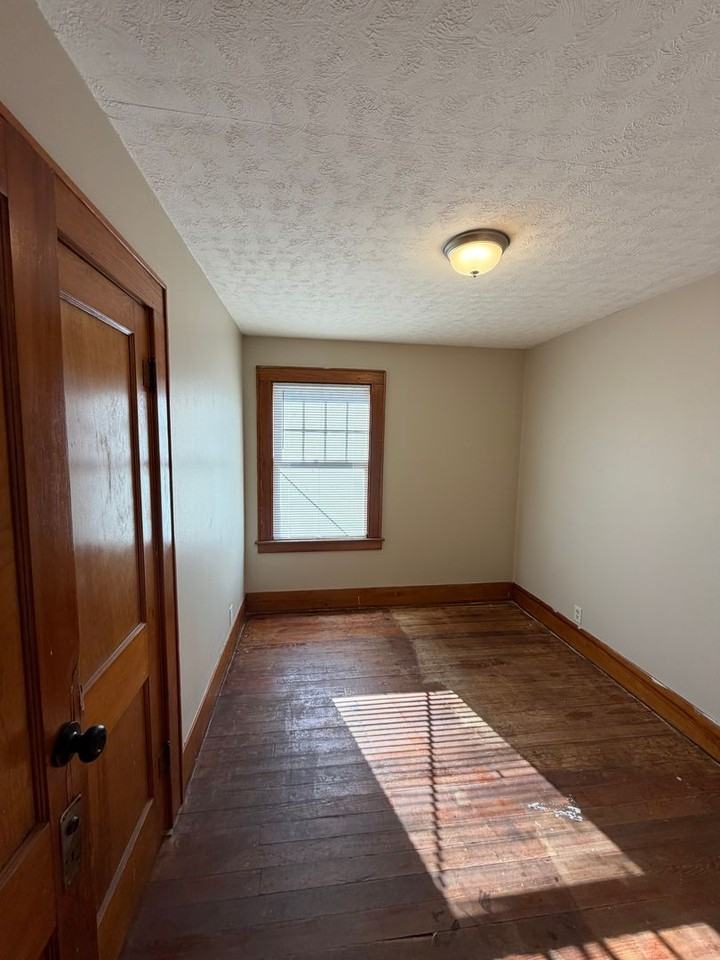 1722 Coleman Ave - Photo 6 of 43