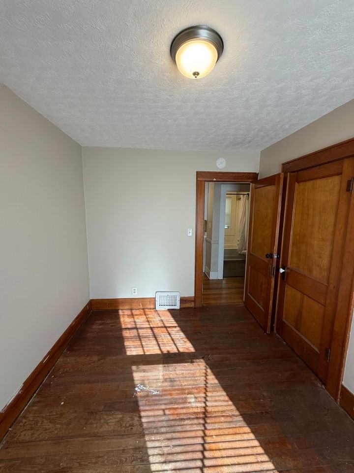 1722 Coleman Ave - Photo 7 of 43