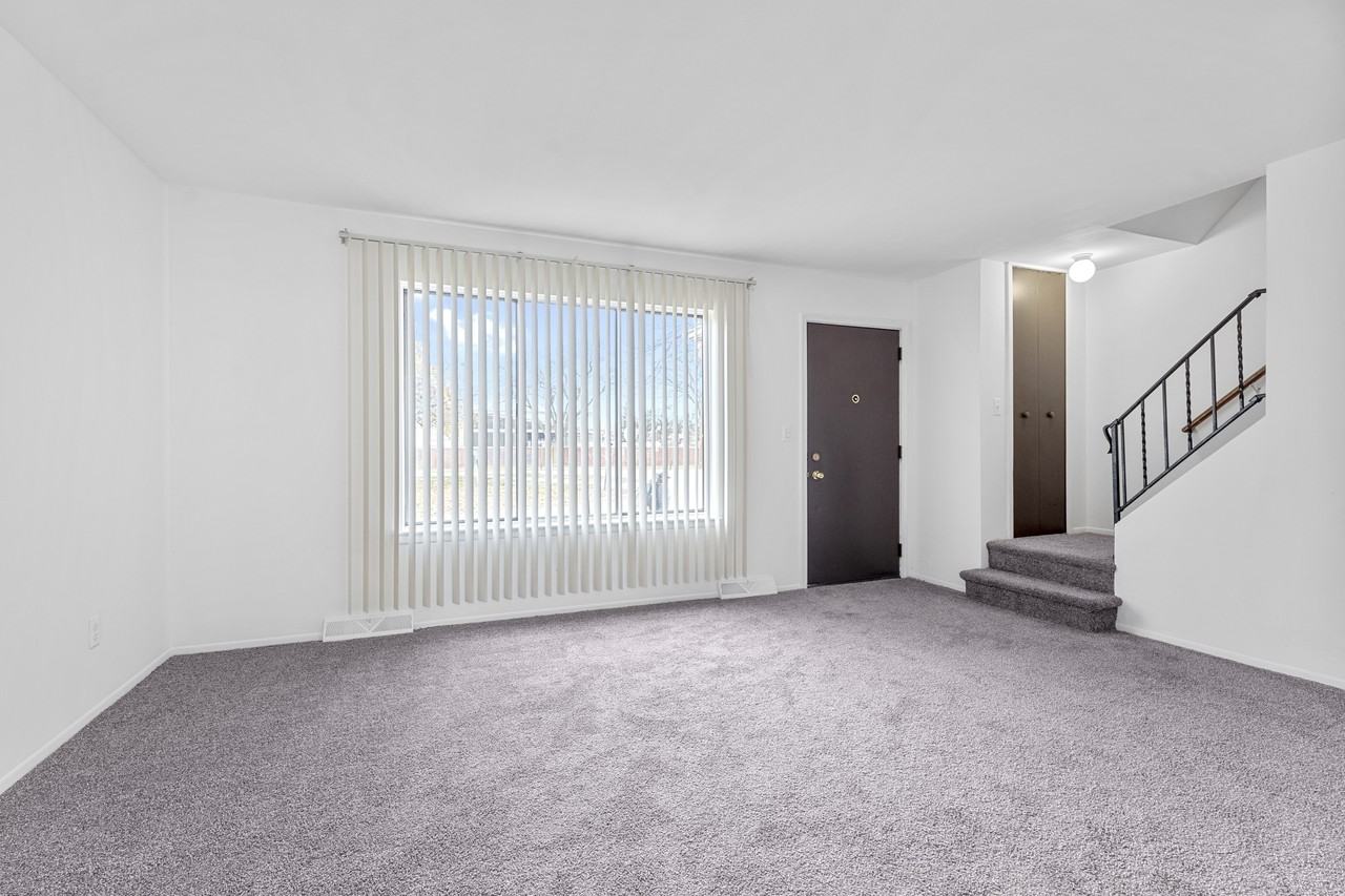 1509 1505/1 Electric Ave #1509 - Photo 5 of 14