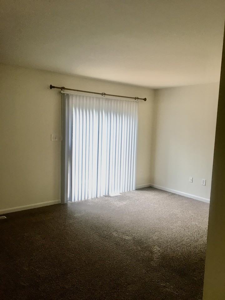 1227 Wood Rd #A - Photo 5 of 38